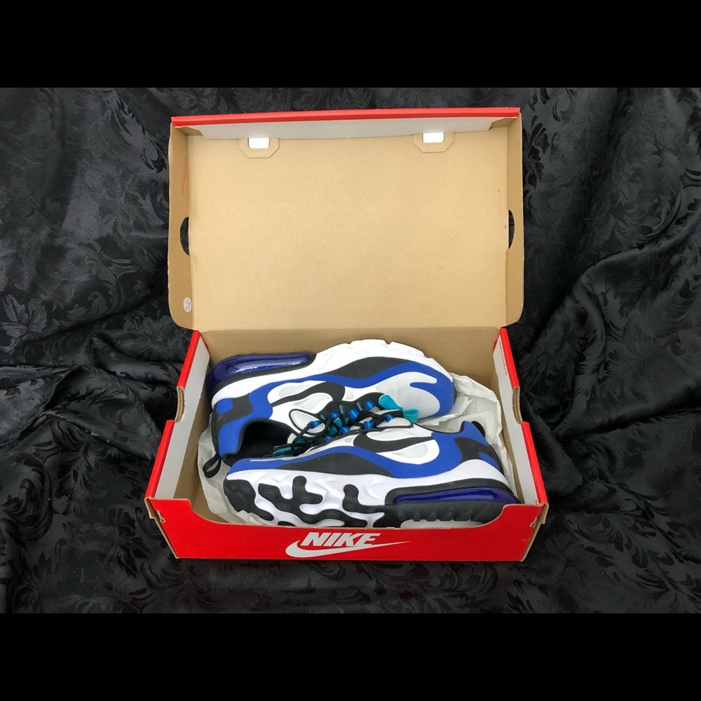 Nike reacts 270s ~ Hyper Blue
